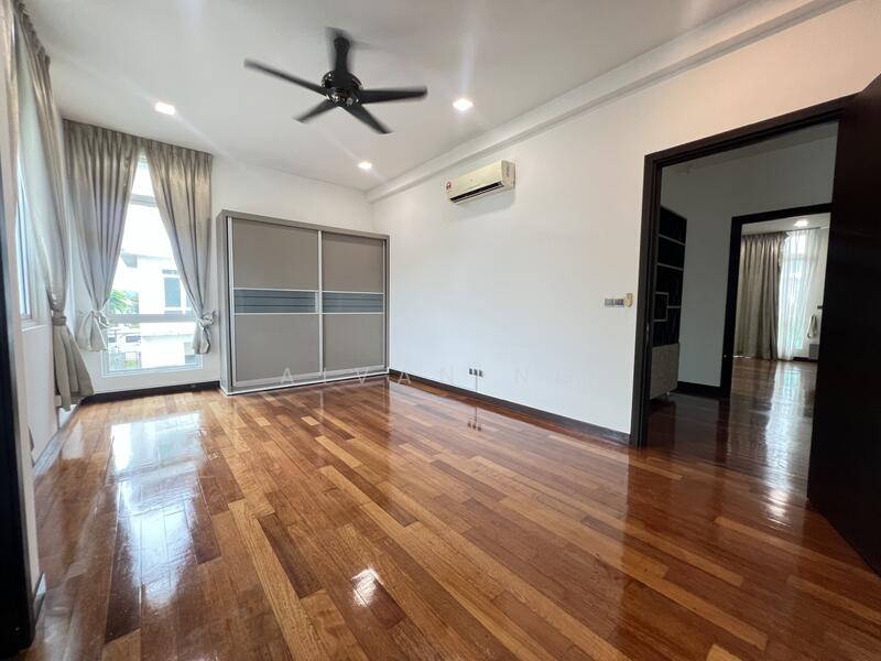 Bandar Kinrara untuk Untuk Dijual - RM 3,300,000, Feb 2026 - Bedroom - PropertyGuru.com.my