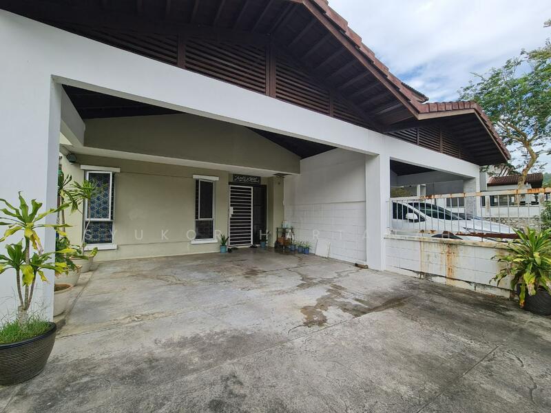 Semi-Detached House for Sale in Shah Alam (Selangor) - Syukor Hartanah - Exterior - PropertyGuru.com.my