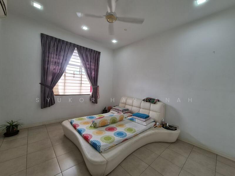 Semi-Detached House for Sale in Shah Alam (Selangor) - Syukor Hartanah - Bedroom - PropertyGuru.com.my