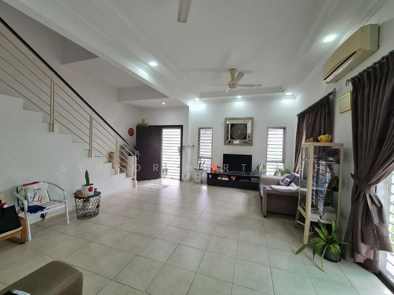 Semi-Detached House for Sale in Shah Alam (Selangor) - Syukor Hartanah - Living Room - PropertyGuru.com.my