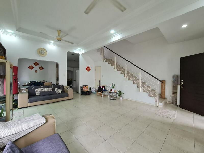 Semi-Detached House for Sale in Shah Alam (Selangor) - Syukor Hartanah - Living Room - PropertyGuru.com.my