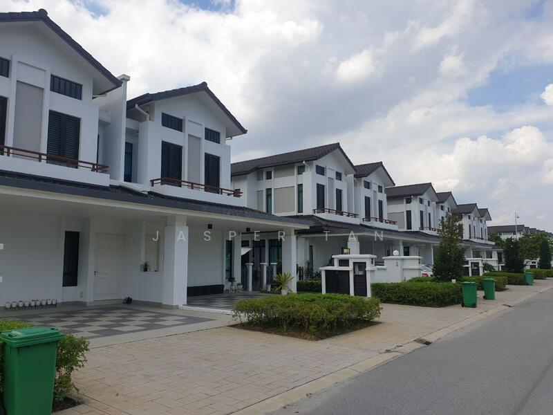 Cluster House for Sale in Eco Majestic (Semenyih) - Jasper Tan - Exterior - PropertyGuru.com.my