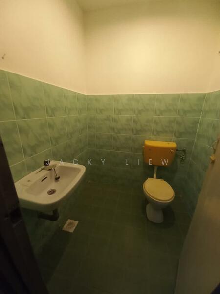 2-storey Terraced House for Sale in Jelapang (Ipoh) - Jacky Liew - Bathroom - PropertyGuru.com.my