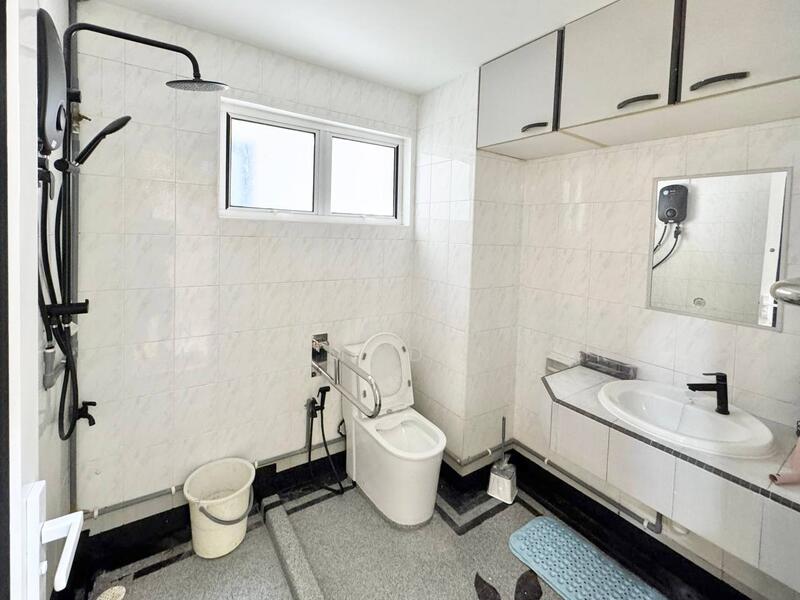 Condominium for Sale at Tiara Kelana - Noor Hidayah Mohamad Noor - Bathroom - PropertyGuru.com.my