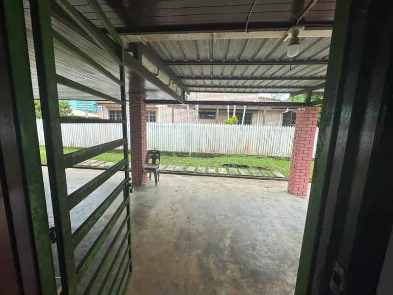 Semi-Detached House for Rent in Kuching (Sarawak) - Jeno Tan - Exterior - PropertyGuru.com.my