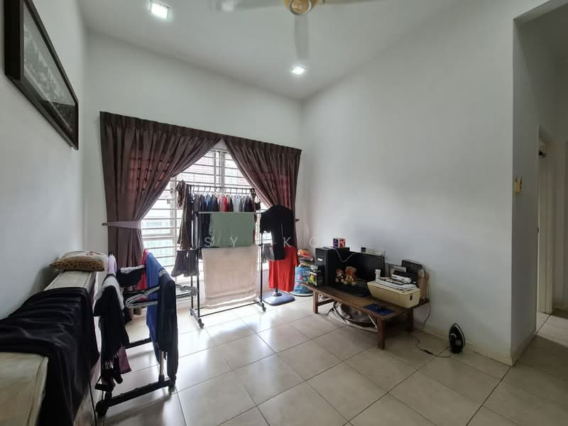 Rumah Berkembar untuk Dijual di Sunway Alam Suria (Shah Alam) - Syukor Hartanah - Living Room - PropertyGuru.com.my