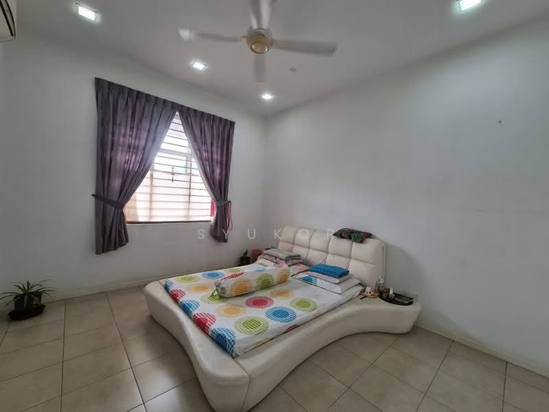 Rumah Berkembar untuk Dijual di Sunway Alam Suria (Shah Alam) - Syukor Hartanah - Bedroom - PropertyGuru.com.my