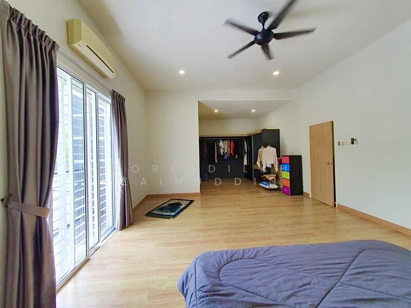 Semi-Detached House for Sale in Shah Alam (Selangor) - NORFADILAH ZAINUDDIN - Bedroom - PropertyGuru.com.my