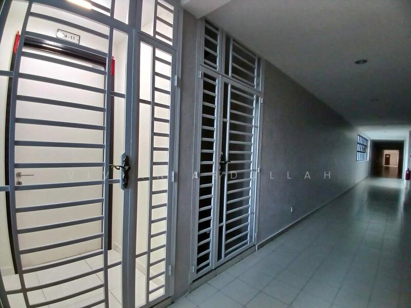 Service Residence for Sale at Sky Gardens Residences - Vivian Abdullah - Corridor - PropertyGuru.com.my