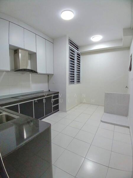 Service Residence for Sale at Sky Gardens Residences - Vivian Abdullah - Kitchen - PropertyGuru.com.my