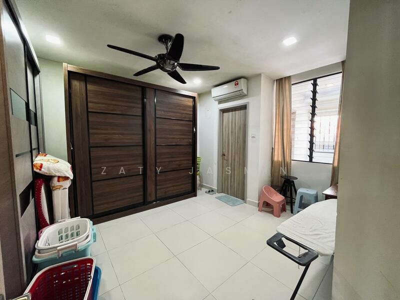 Taman Bukit Suria II untuk Untuk Dijual - RM 1,700,000, Feb 2026 - Bedroom - PropertyGuru.com.my