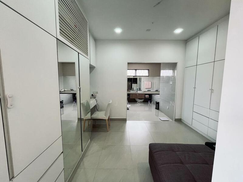 Taman Bukit Suria II untuk Untuk Dijual - RM 1,700,000, Feb 2026 - Interior - PropertyGuru.com.my