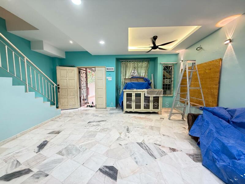 2-storey Terraced House for Sale in Semenyih (Selangor) - Hasliza Hassan - Living Room - PropertyGuru.com.my