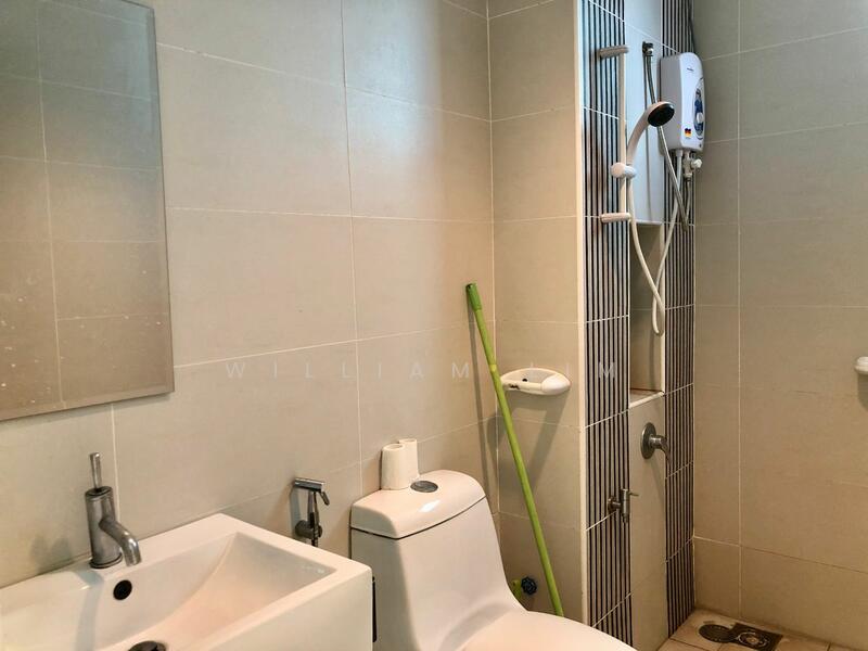 Service Residence for Sale at Sky Loft Premium Suites - William Lim - Bathroom - PropertyGuru.com.my