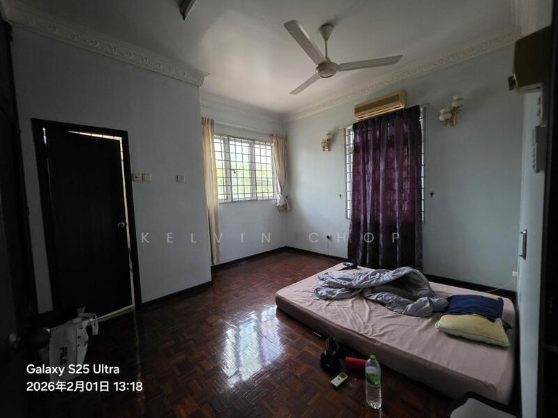 2-storey Terraced House for Sale in Taman Pelangi (Johor Bahru) - Kelvin Chop - Bedroom - PropertyGuru.com.my