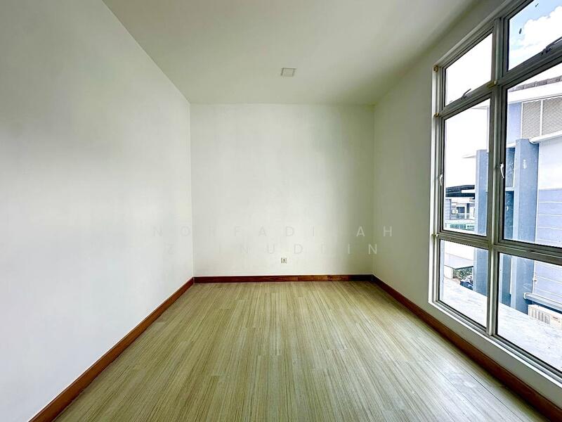 Semi-Detached House for Sale in Shah Alam (Selangor) - NORFADILAH ZAINUDDIN - Interior - PropertyGuru.com.my