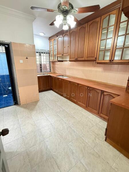 2-storey Terraced House for Sale in Tebrau (Johor) - Jay Boon - Kitchen - PropertyGuru.com.my