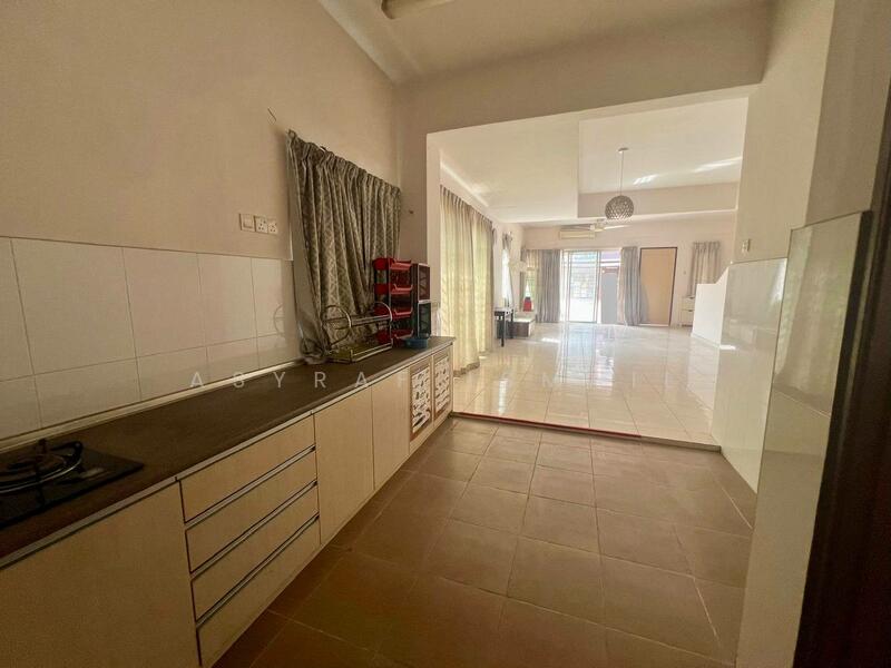 Alam D'16 Residency untuk Untuk Dijual - RM 790,000, Mac 2026 - Kitchen - PropertyGuru.com.my