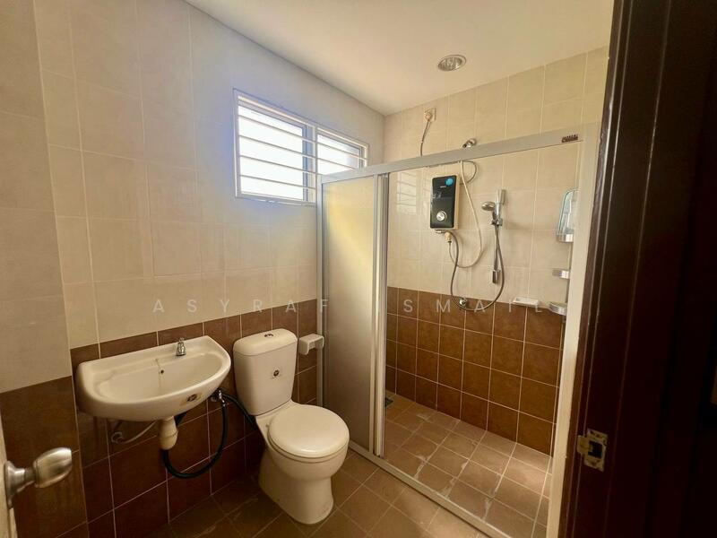 Alam D'16 Residency untuk Untuk Dijual - RM 790,000, Mac 2026 - Bathroom - PropertyGuru.com.my