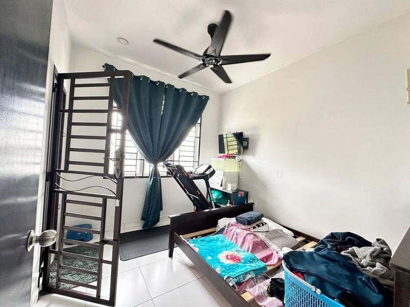 2-storey Terraced House for Sale in Taman Mutiara Rini (Skudai) - Velvet Lau - Bedroom - PropertyGuru.com.my