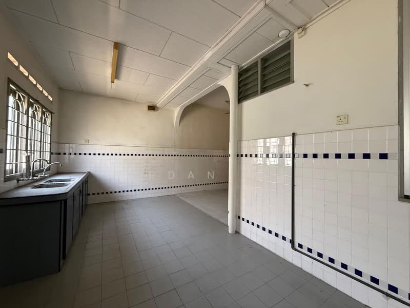 2-storey Terraced House for Sale in Ujong Pasir (Melaka) - Jordan Tan - Kitchen - PropertyGuru.com.my