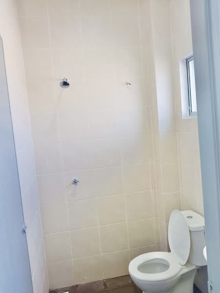 Townhouse for Rent in Shah Alam (Selangor) - Erin Yusof - Bathroom - PropertyGuru.com.my