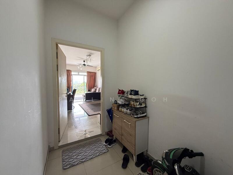 Condominium for Sale at Fairway Suites - Pauline Goh - Living Room - PropertyGuru.com.my