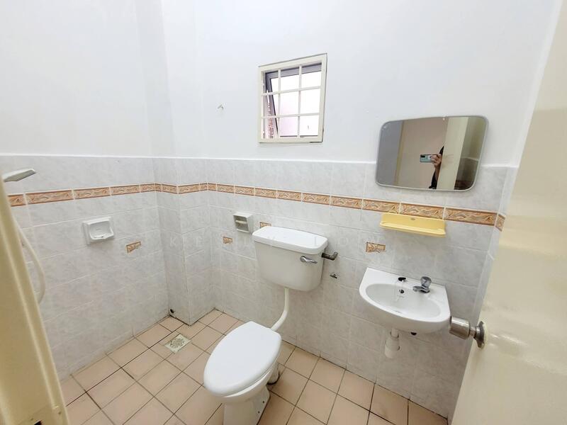 Bandar Kinrara untuk Untuk Disewa - RM 2,100 /bulan, Mac 2026 - Bathroom - PropertyGuru.com.my