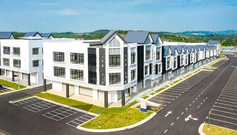 Meridin East, Kota Masai 3-Storey Corner Shop untuk Untuk Dijual - RM 1,600,000, Apr 2026 - Exterior - PropertyGuru.com.my