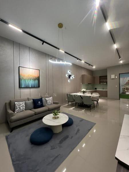 Kediaman Servis untuk Dijual di 2Rio Residence @ Bandar Puteri Puchong - Ian Loh - Living Room - PropertyGuru.com.my