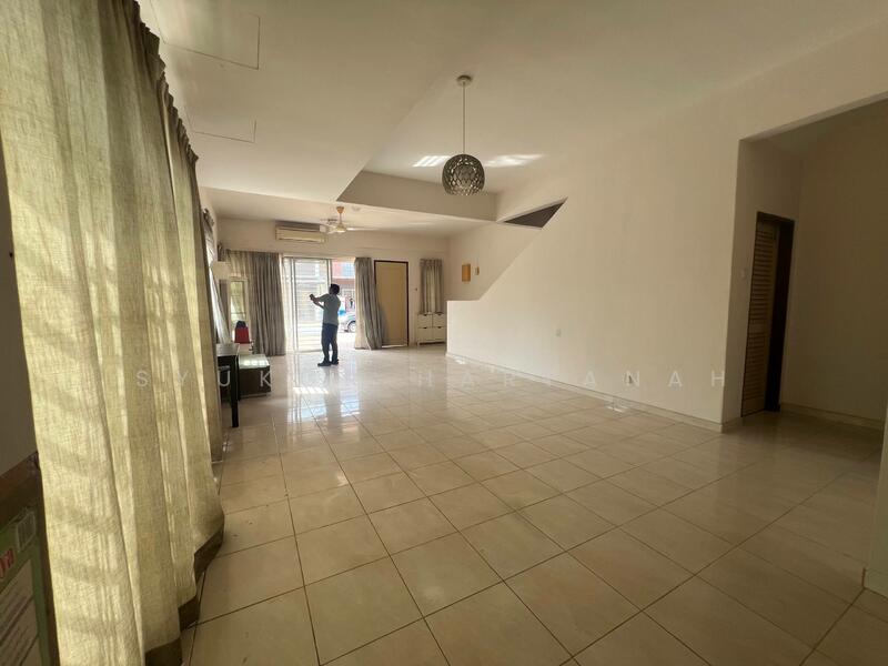 D'Alam Residence 16, Shah Alam untuk Untuk Dijual - RM 790,000, Apr 2026 - Living Room - PropertyGuru.com.my