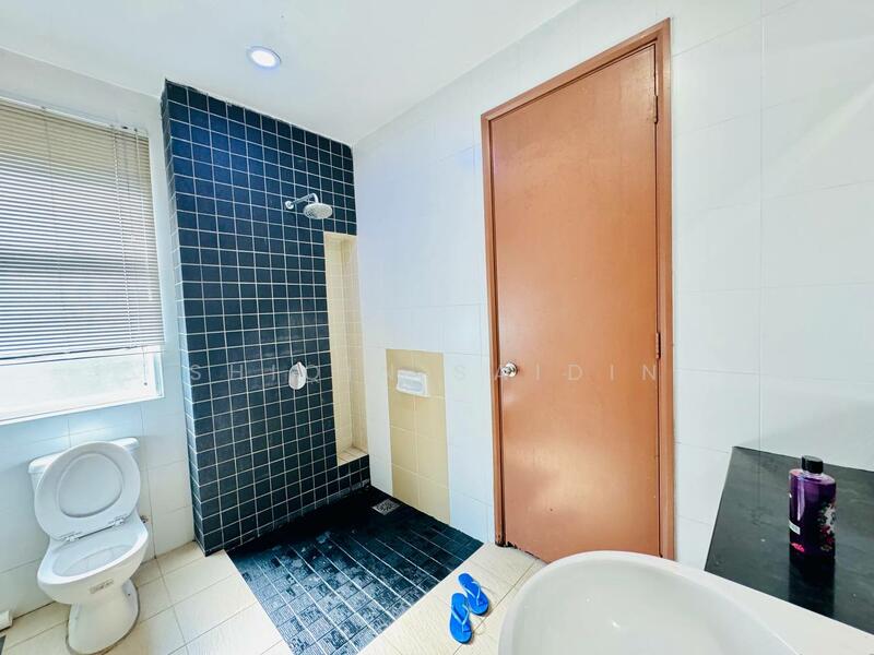 Kayangan Heights untuk Untuk Dijual - RM 3,500,000, Feb 2026 - Bathroom - PropertyGuru.com.my