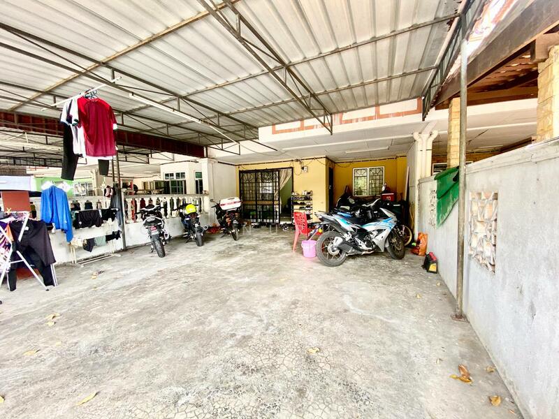 2-storey Terraced House for Sale in Taman Universiti Bangi (Kajang) - Mohd Nuruddin Hussin - Exterior - PropertyGuru.com.my