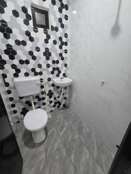 BANDAR PUTRA KULAI (2B02 PICCOLO) untuk Untuk Dijual - RM 475,000, Feb 2026 - Bathroom - PropertyGuru.com.my