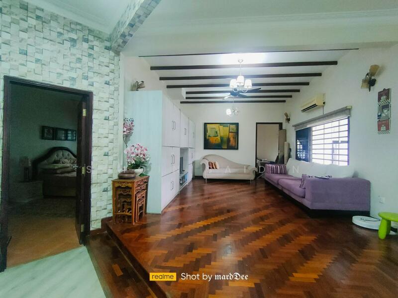Kayangan Heights untuk Untuk Dijual - RM 2,500,000, Feb 2026 - Living Room - PropertyGuru.com.my