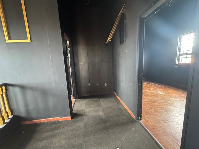 Commercial Bungalow for Rent in Taman Century (Johor Bahru) - Tan Bee Bee - Corridor - PropertyGuru.com.my