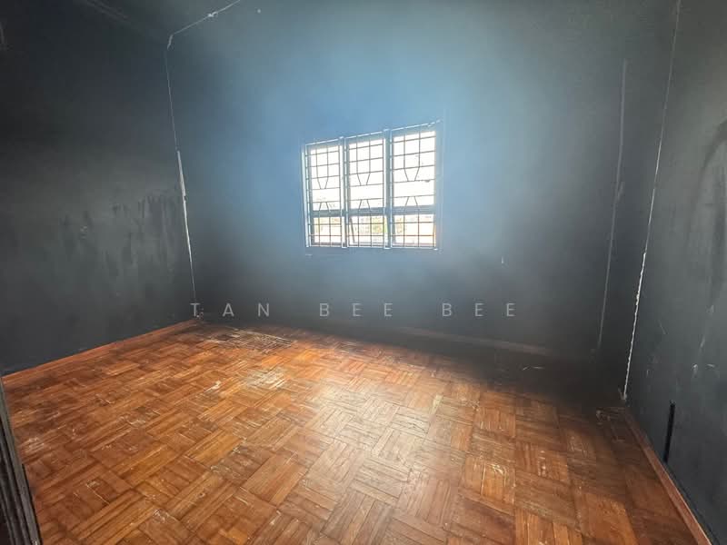 Commercial Bungalow for Rent in Taman Century (Johor Bahru) - Tan Bee Bee - Interior - PropertyGuru.com.my