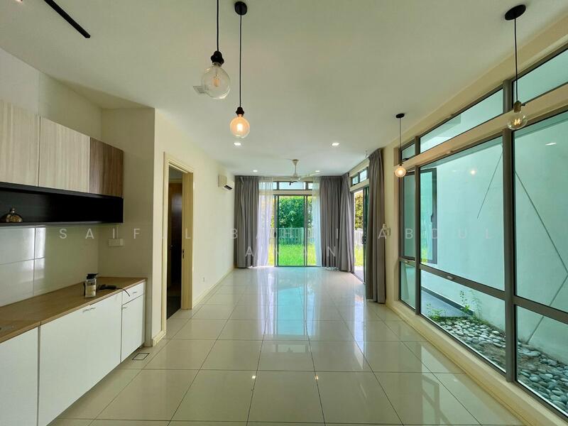 2-storey Terraced House for Sale in Setia Eco Glades (Cyberjaya) - Saiful Bahri Abdul Manan - Living Room - PropertyGuru.com.my