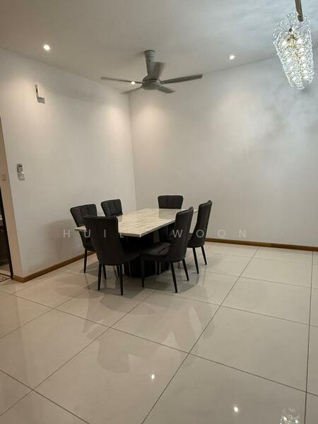 3-storey Terraced House for Rent in Senibong (Permas Jaya) - Huily Woon - Dining Room - PropertyGuru.com.my