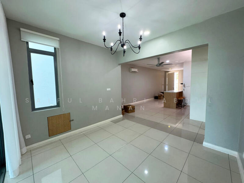 2-storey Terraced House for Sale in Setia Eco Glades (Cyberjaya) - Saiful Bahri Abdul Manan - Living Room - PropertyGuru.com.my