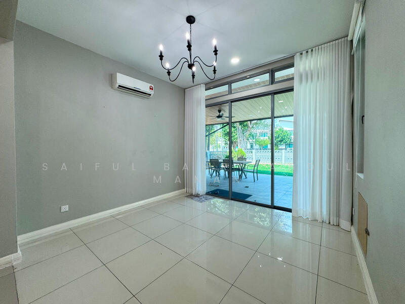 2-storey Terraced House for Sale in Setia Eco Glades (Cyberjaya) - Saiful Bahri Abdul Manan - Living Room - PropertyGuru.com.my