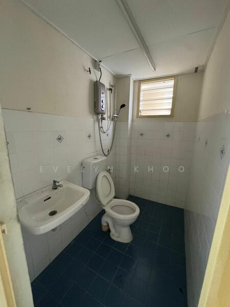 Las Palmas untuk Untuk Dijual - RM 130,000, Feb 2026 - Bathroom - PropertyGuru.com.my