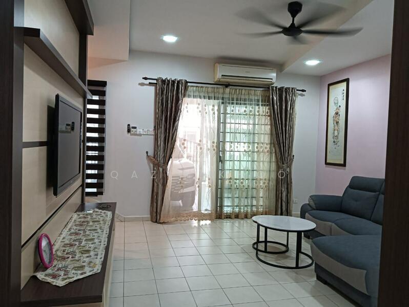 2-storey Terraced House for Rent in Bandar Seri Botani (Simpang Pulai) - Qazin Khoo - Living Room - PropertyGuru.com.my