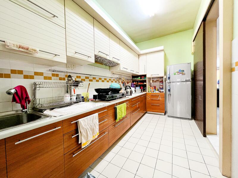 2-storey Terraced House for Sale in Taman Saujana Damai (Kajang) - Mohd Aizat Saiful Bahri - Kitchen - PropertyGuru.com.my