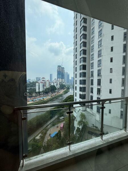 Vivo Residential Suites untuk Untuk Disewa - RM 3,300 /bulan, Feb 2026 - Balcony - PropertyGuru.com.my