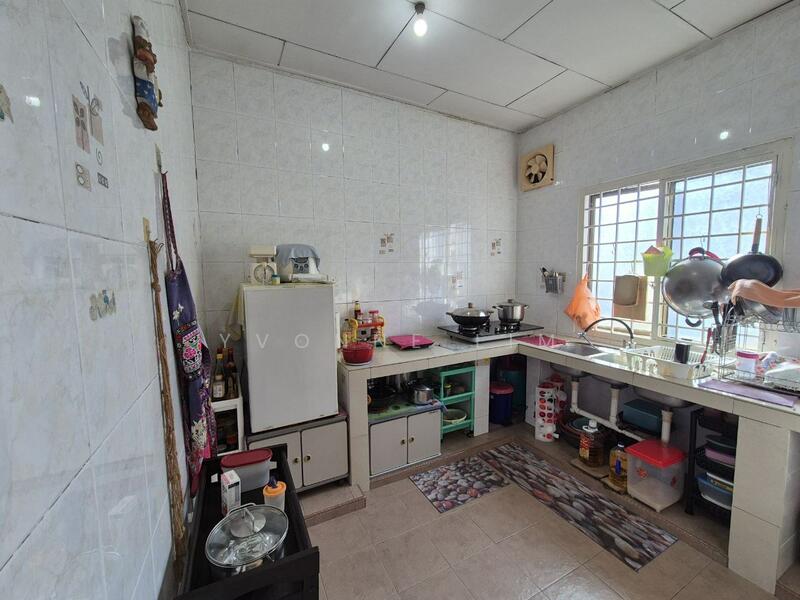 2-storey Terraced House for Sale in Taman Desa Tebrau (Tebrau) - Yvonne Lim - Kitchen - PropertyGuru.com.my