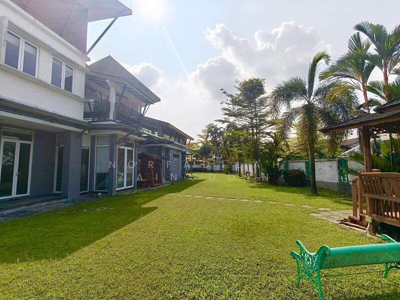 Bungalow for Sale in Bukit Jelutong (Shah Alam) - NORFADILAH ZAINUDDIN - Exterior - PropertyGuru.com.my