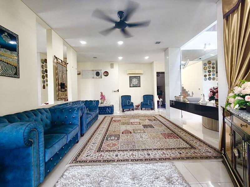 Bungalow for Sale in Bukit Jelutong (Shah Alam) - NORFADILAH ZAINUDDIN - Living Room - PropertyGuru.com.my