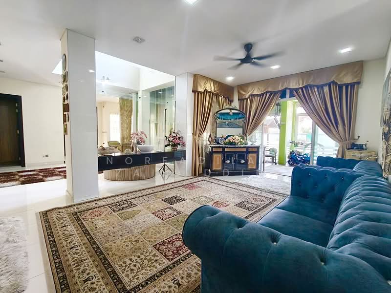 Bungalow for Sale in Bukit Jelutong (Shah Alam) - NORFADILAH ZAINUDDIN - Living Room - PropertyGuru.com.my