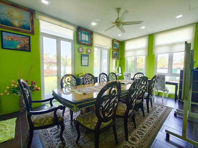 Bungalow for Sale in Bukit Jelutong (Shah Alam) - NORFADILAH ZAINUDDIN - Dining Room - PropertyGuru.com.my